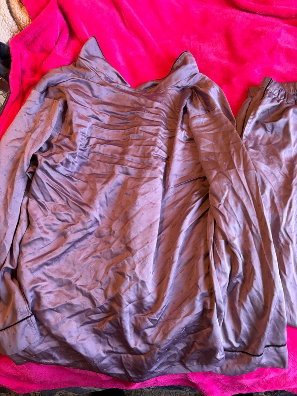 Women's Silky Purple pajamas - Picture 8 of 10